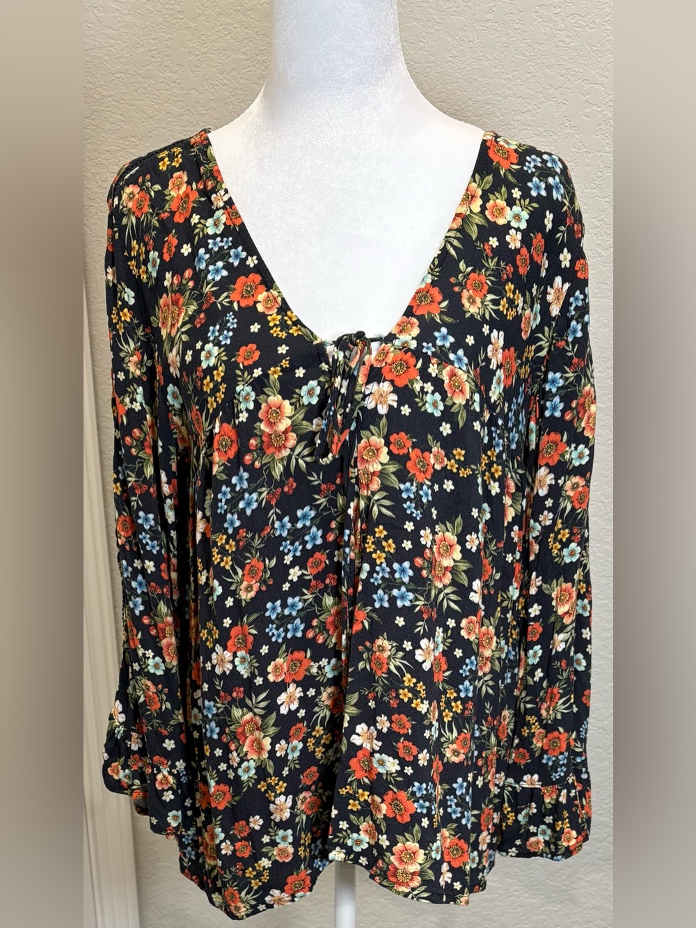 Farm Rio Black Floral Bell Sleeve Tie Front Blouse Top L